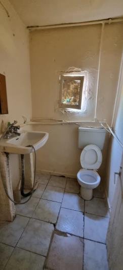 Image No.23-4 Bed House for sale