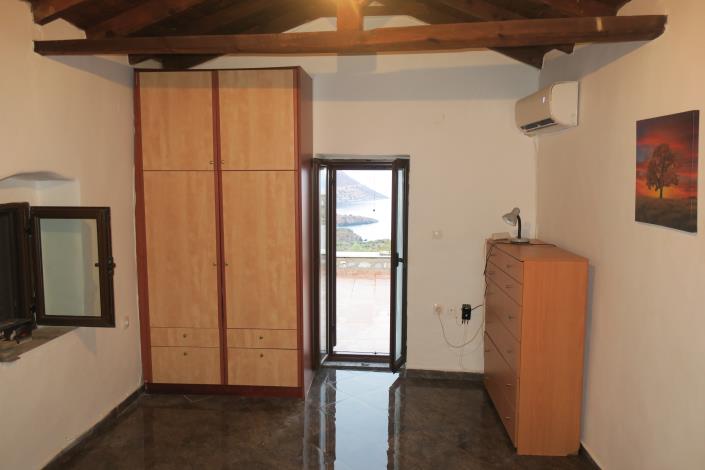 Image No.8-2 Bed House for sale