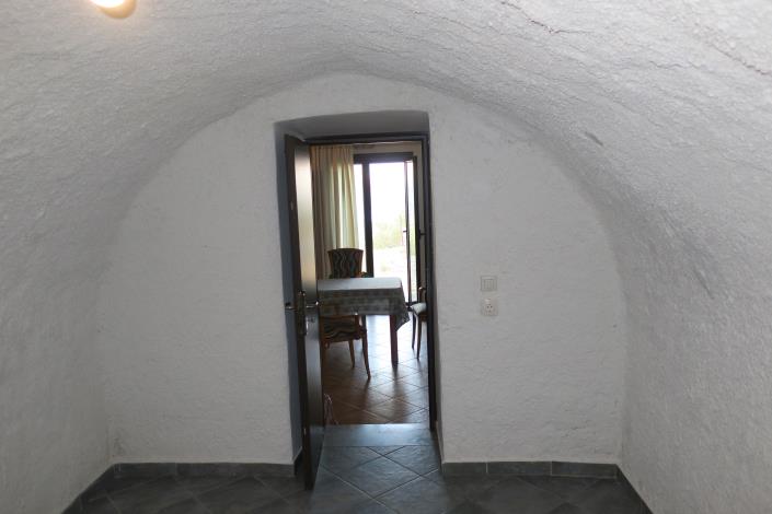 Image No.6-2 Bed House for sale