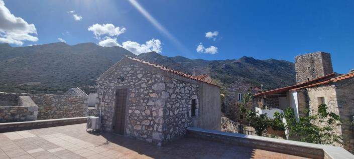 Image No.3-2 Bed House for sale