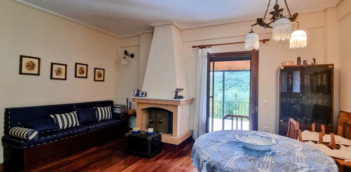 Image No.6-Maison de 4 chambres à vendre à Sminos