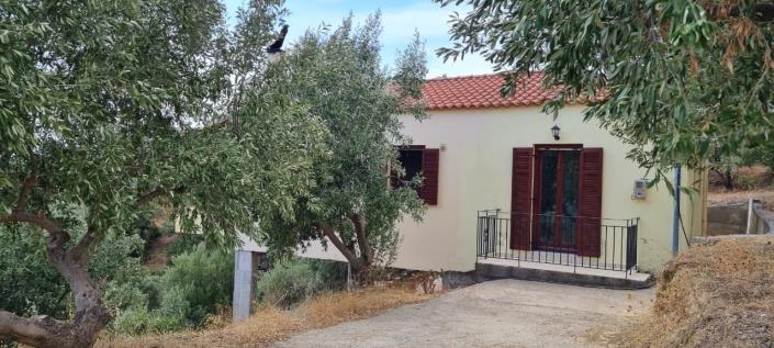 Image No.3-Maison de 2 chambres à vendre à Gytheio