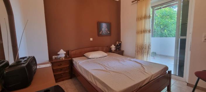 Image No.9-2 Bed House for sale