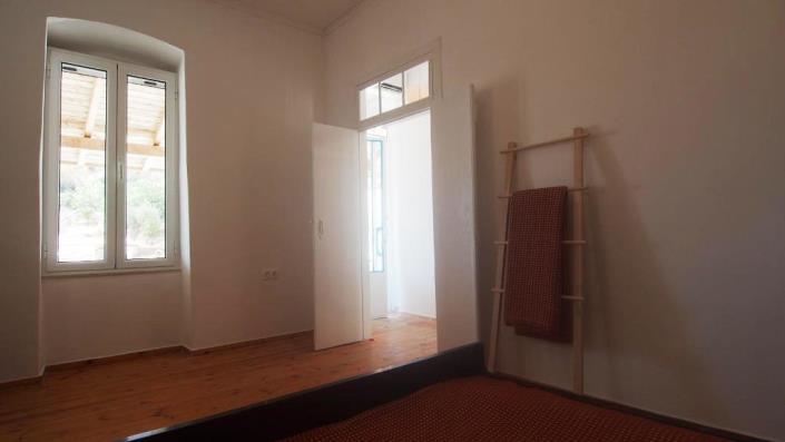 Image No.10-2 Bed House for sale