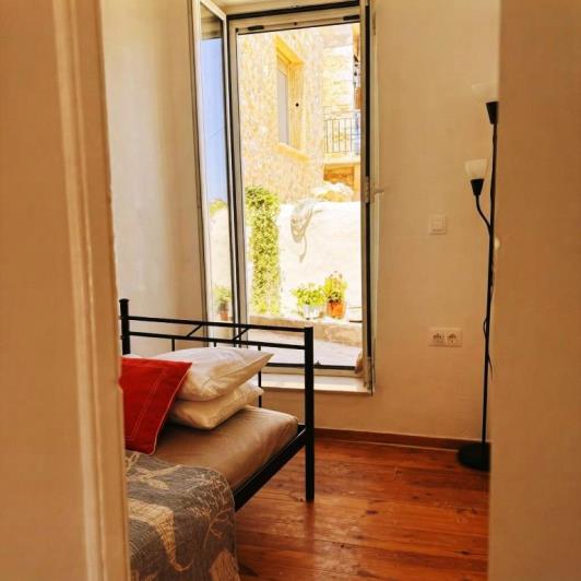 Image No.13-2 Bed House for sale