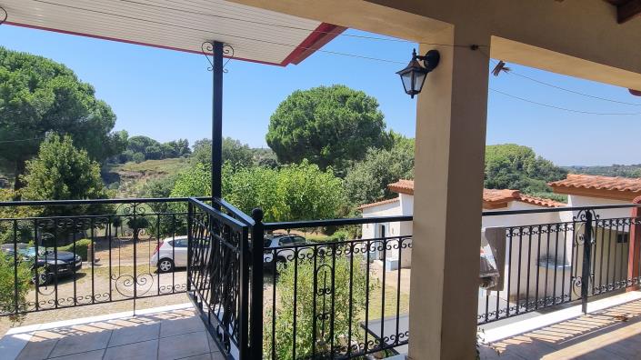 Image No.9-4 Bed House for sale