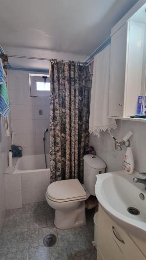 Image No.12-4 Bed House for sale