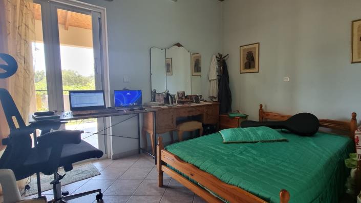 Image No.13-4 Bed House for sale