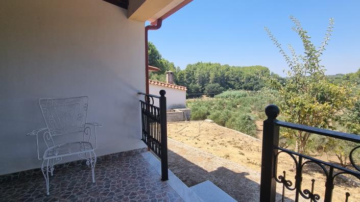 Image No.16-4 Bed House for sale