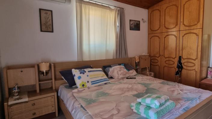 Image No.15-4 Bed House for sale