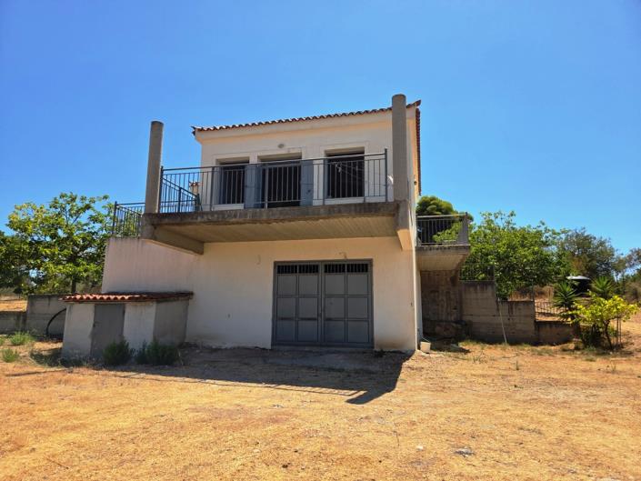 Image No.2-4 Bed House for sale