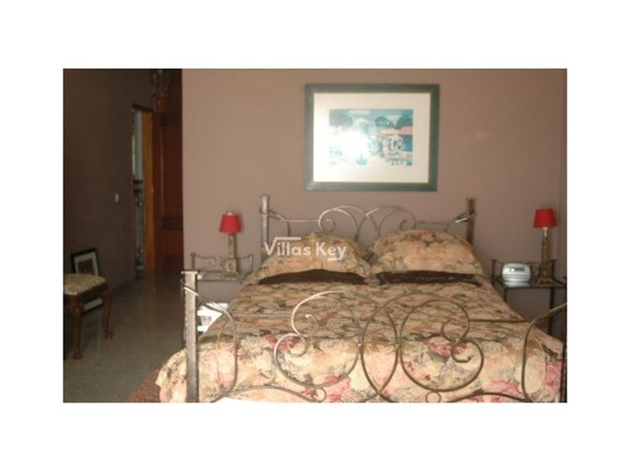 Image No.15-4 Bed House for sale