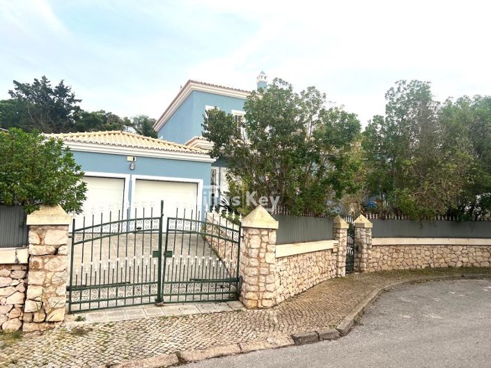 Image No.26-4 Bed House for sale