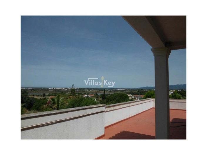 Image No.26-4 Bed House for sale