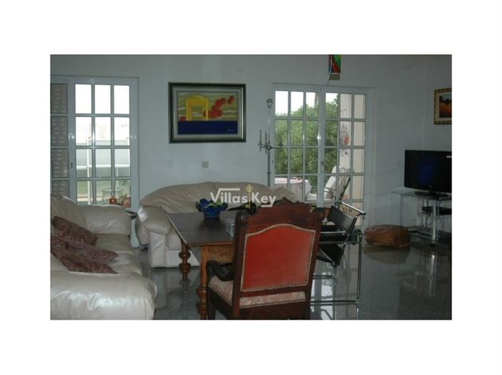 Image No.9-4 Bed House for sale