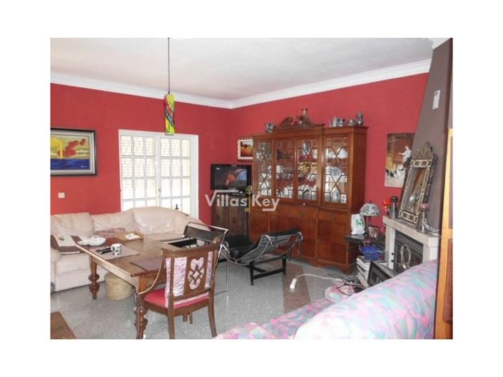 Image No.10-4 Bed House for sale