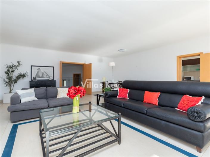 Image No.10-4 Bed House for sale