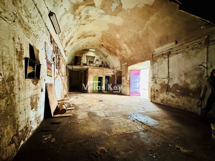 Image No.15-Commercial for sale