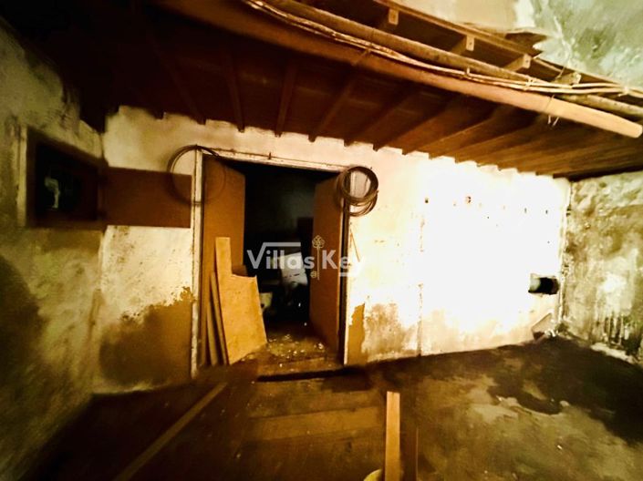 Image No.18-Commercial for sale