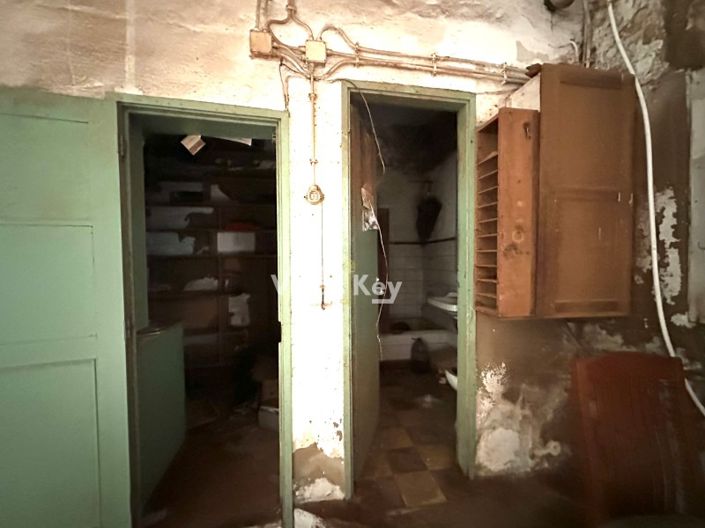 Image No.19-Commercial for sale