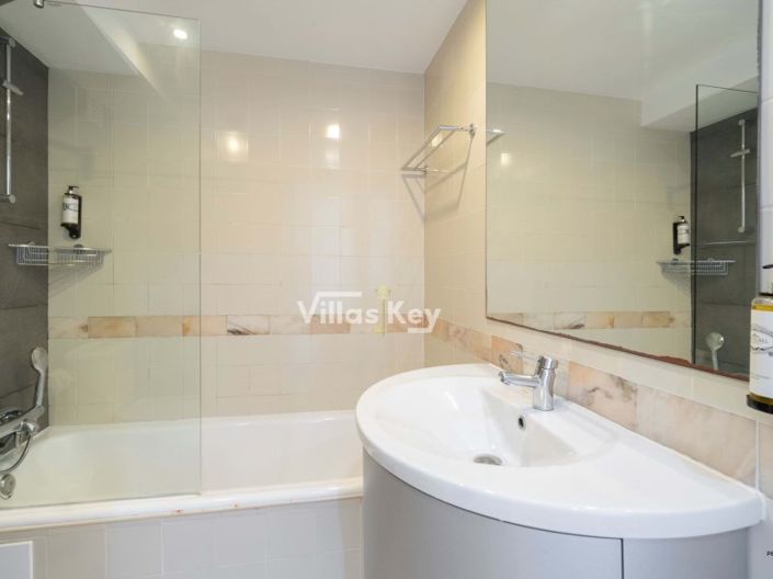 Image No.10-Apartment for sale