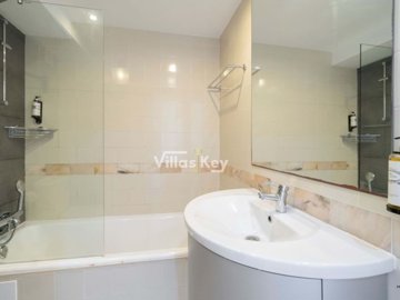 idb977fb00-0000-0500-0000-000018dd41ac