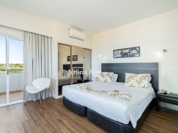 idb977fb00-0000-0500-0000-000018dd41ae