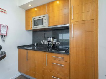 idb977fb00-0000-0500-0000-000018dd419c