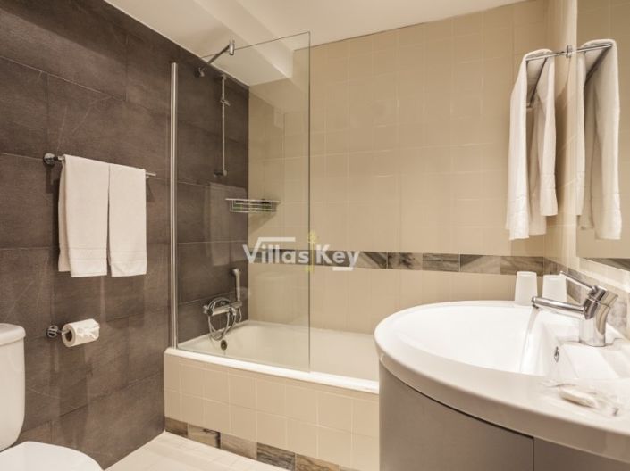 Image No.6-Apartment for sale