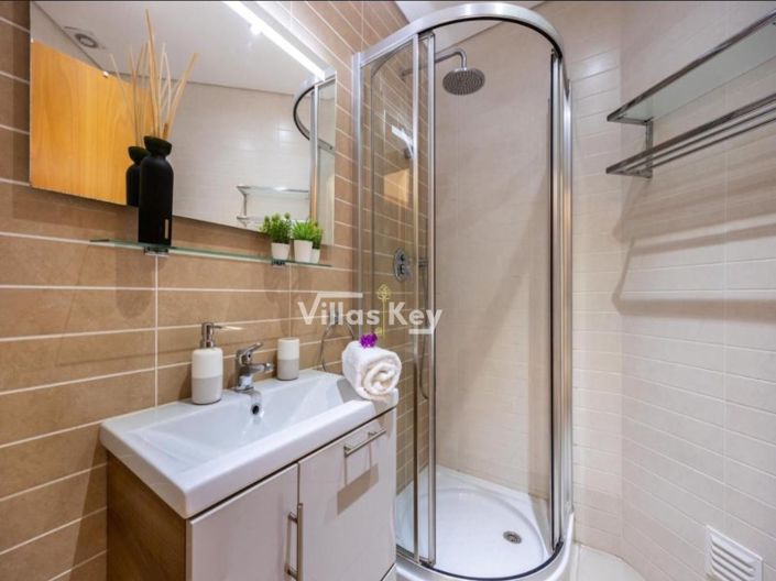 Image No.15-2 Bed Apartment for sale