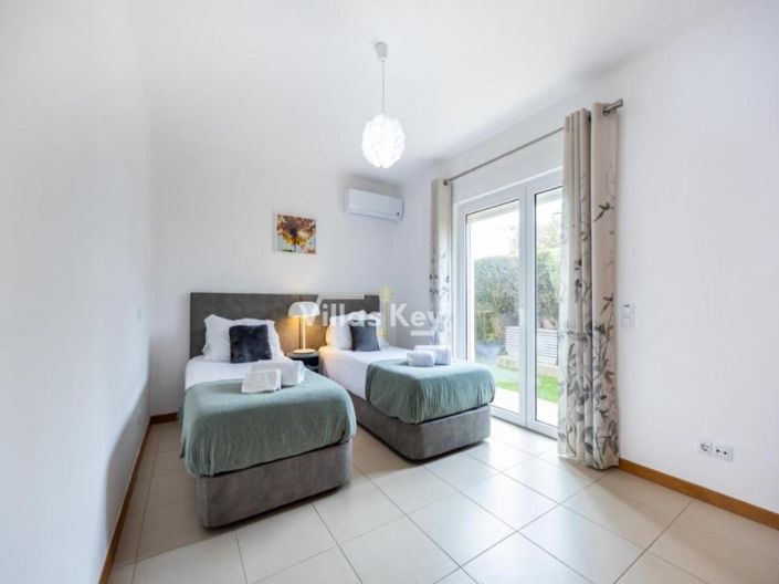 Image No.16-2 Bed Apartment for sale