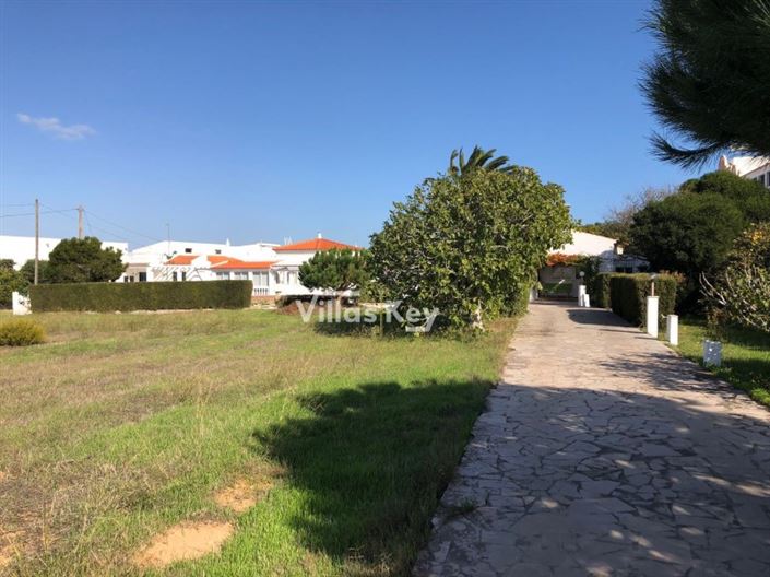 Image No.15-9 Bed Commercial for sale