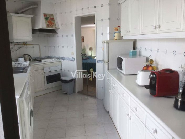 Image No.21-9 Bed Commercial for sale