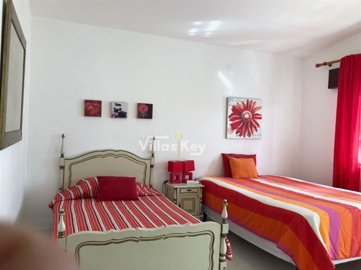 Image No.47-9 Bed Commercial for sale