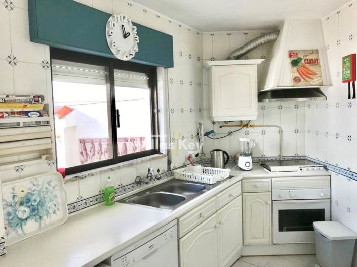 Image No.65-9 Bed Commercial for sale