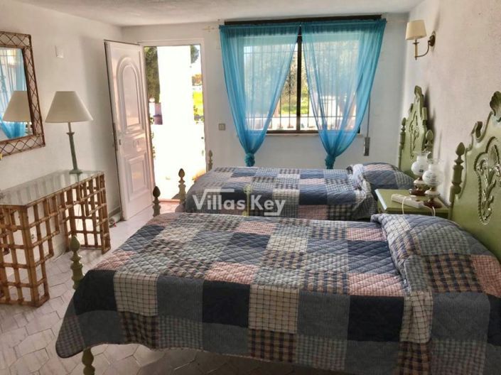 Image No.66-9 Bed Commercial for sale