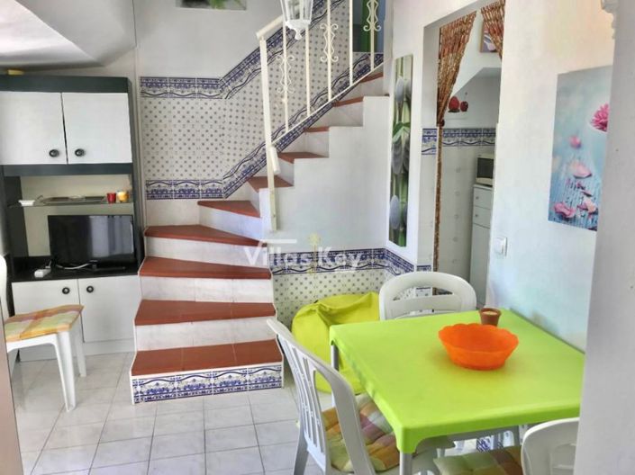 Image No.75-9 Bed Commercial for sale