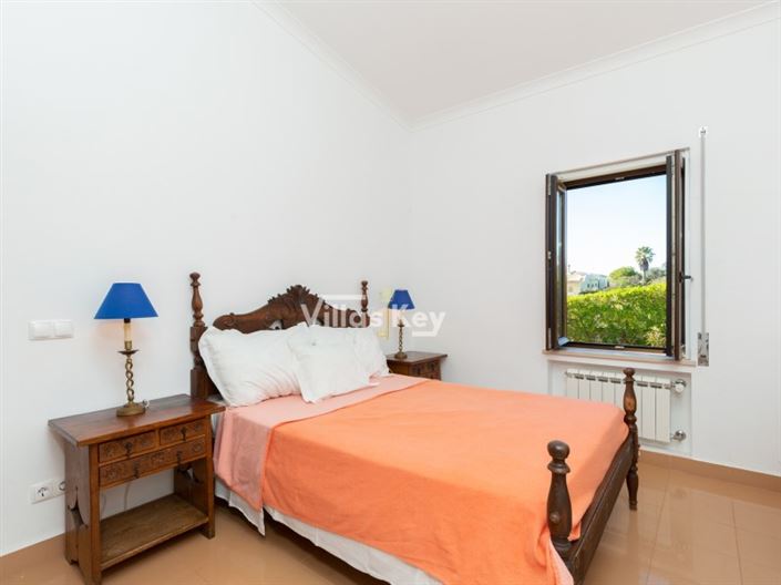 Image No.13-4 Bed House for sale