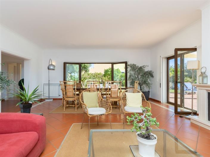 Image No.9-4 Bed House for sale