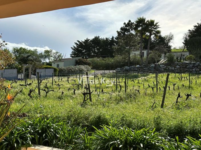 Image No.35-9 Bed House for sale