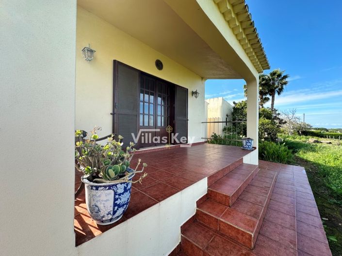 Image No.40-9 Bed House for sale