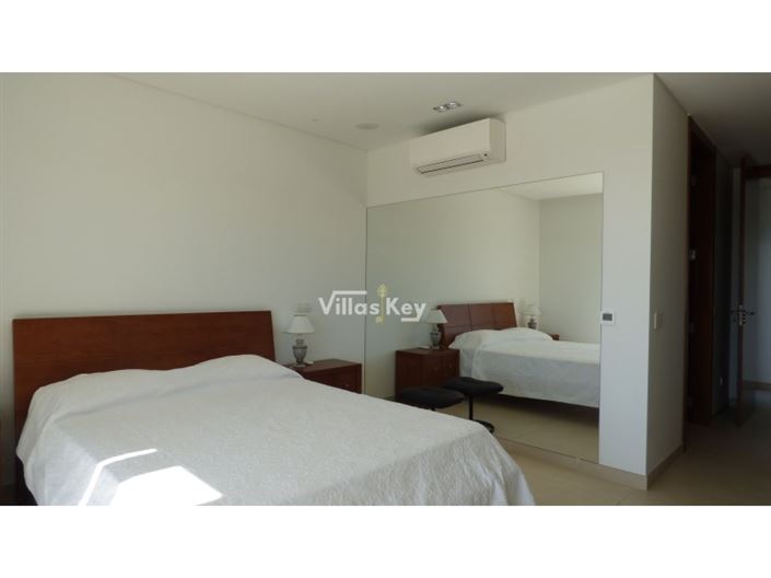 Image No.29-5 Bed House for sale