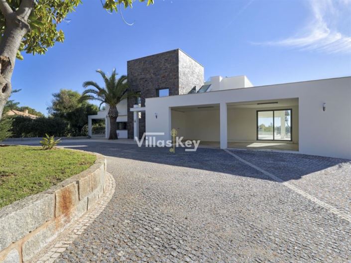 Image No.39-5 Bed House for sale