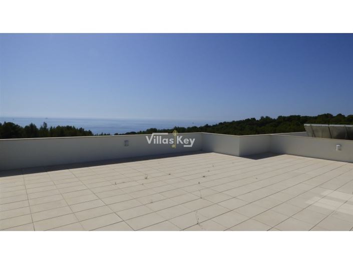 Image No.36-5 Bed House for sale