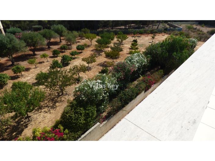 Image No.42-5 Bed House for sale