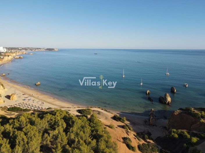 Image No.44-5 Bed House for sale