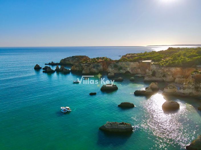 Image No.46-5 Bed House for sale