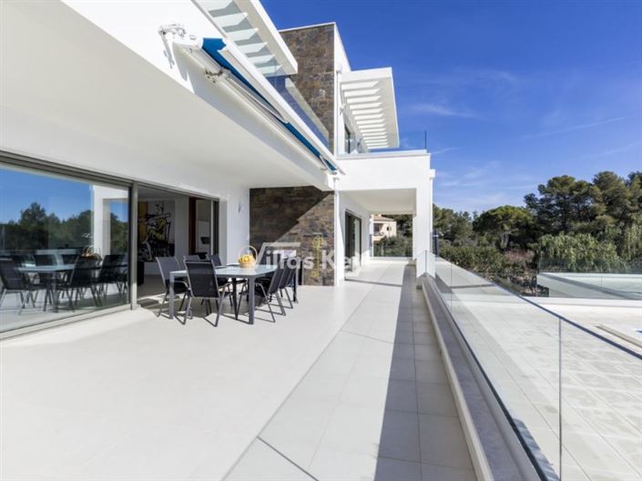 Image No.13-5 Bed House for sale