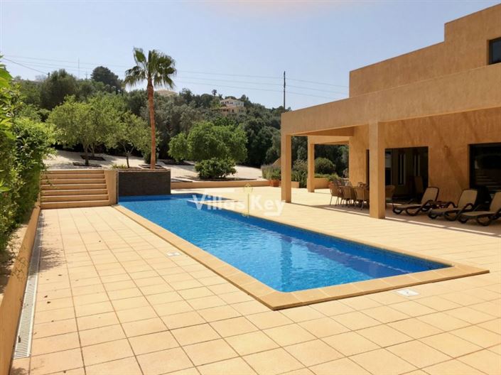 Image No.10-5 Bed House for sale