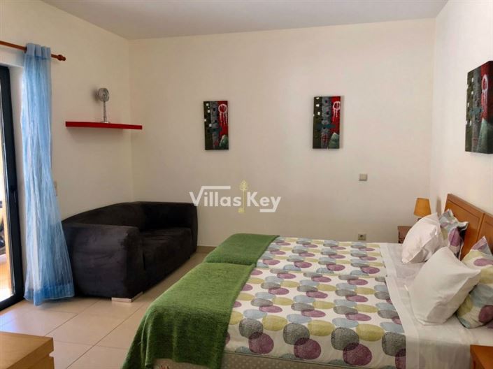 Image No.27-5 Bed House for sale